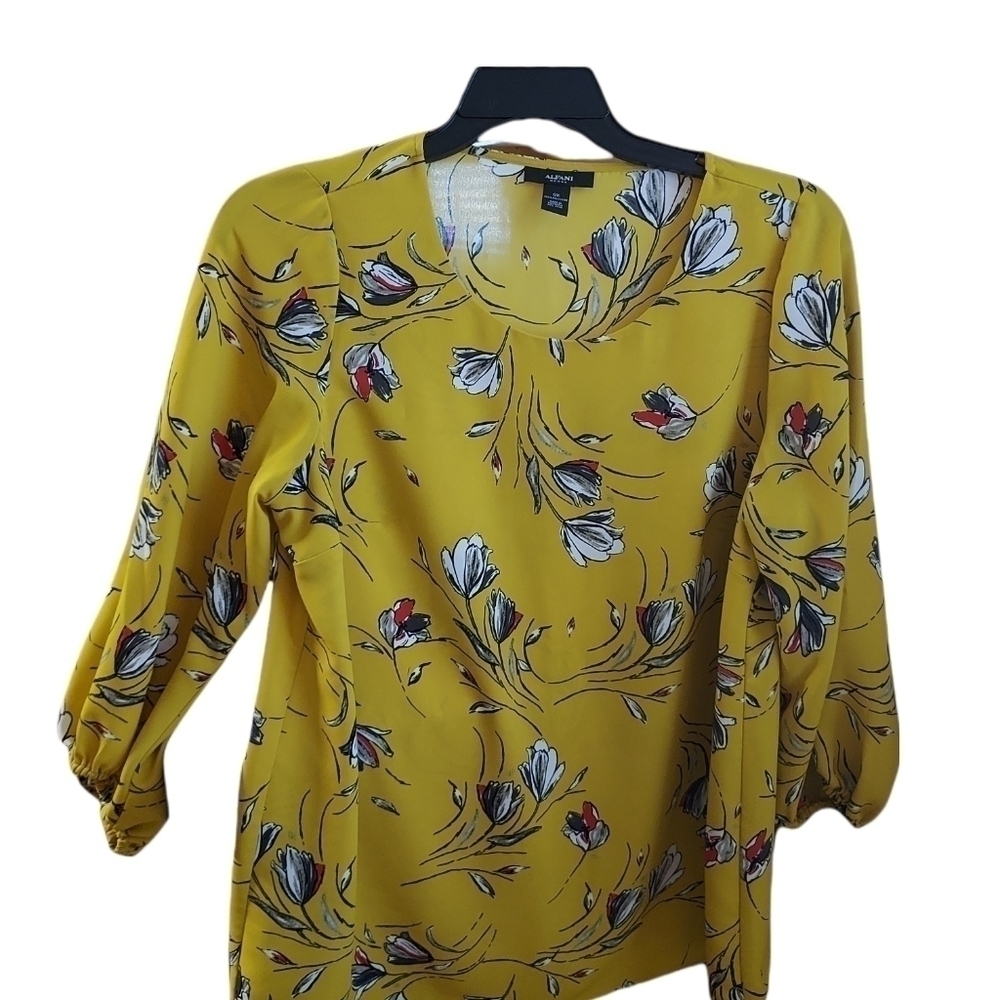 Alfani women's 0x top 100% polyester gold/mustard color floral